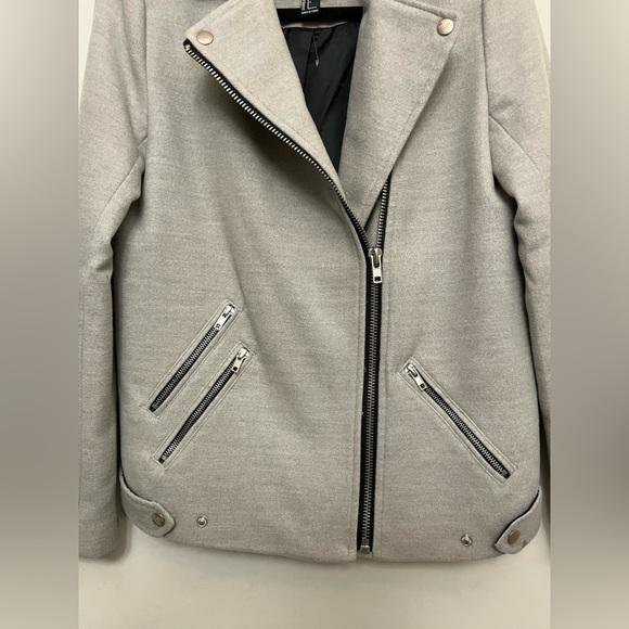 Forever 21 - Polyester Jacket - Picture 6 of 9